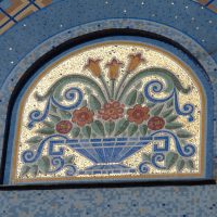 DE GUISTI - Maison mosaïque (détail) - Rue du Lutin